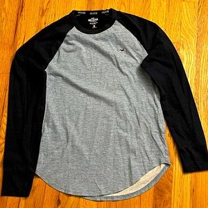 Light/Navy Blue Hollister